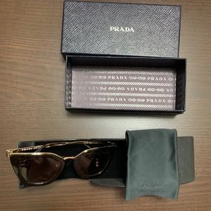 Prada Women's 0pr 53ss Cat Eye Sunglasses